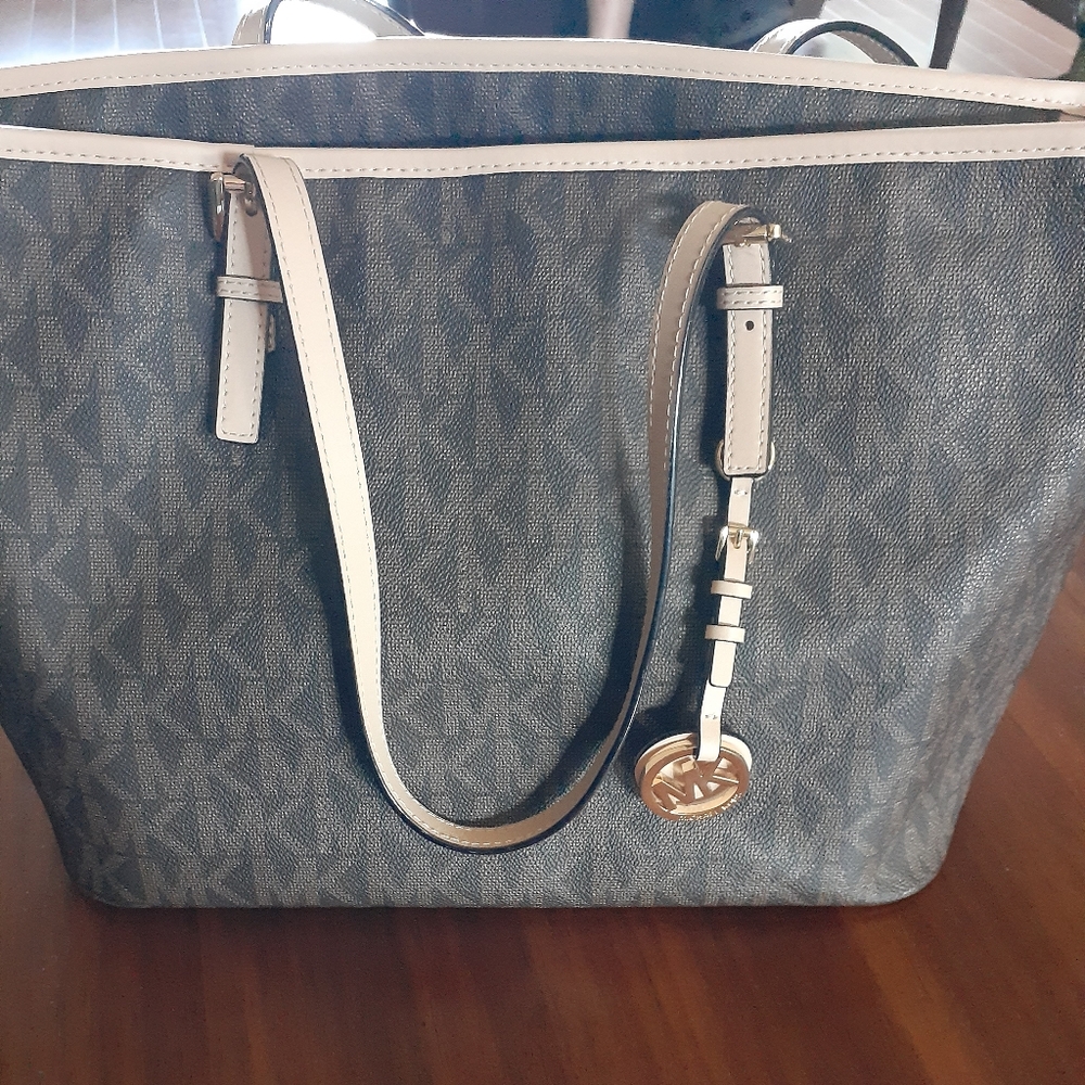 Michael Kors brown purse